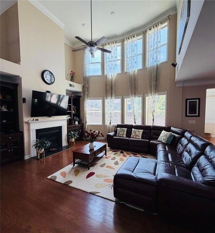 4415 Highfield Dr - Photo 4 of 17