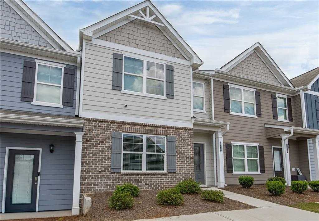4312 Smithgall Ct - Photo 2 of 26