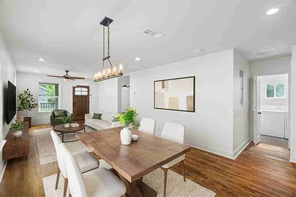 1060 Regent St Sw - Photo 3 of 39