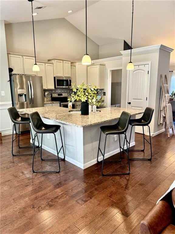320 Cranmore Pl - Photo 4 of 18