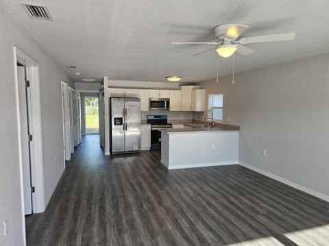 800 Vizcaya Ct #1 - Photo 2 of 13