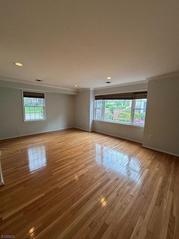 179 Roseland Ave #1 - Photo 6 of 29