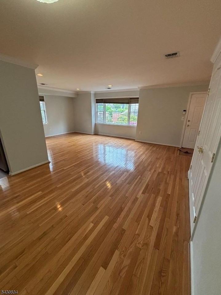179 Roseland Ave #1 - Photo 7 of 29