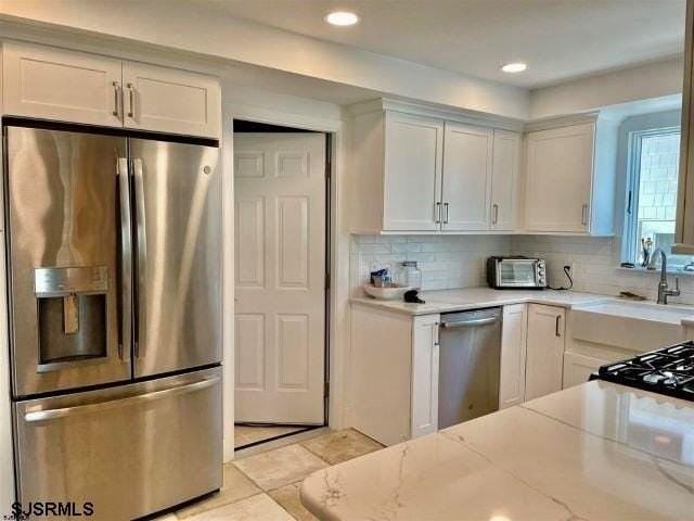 106 S Essex Ave - Photo 4 of 19