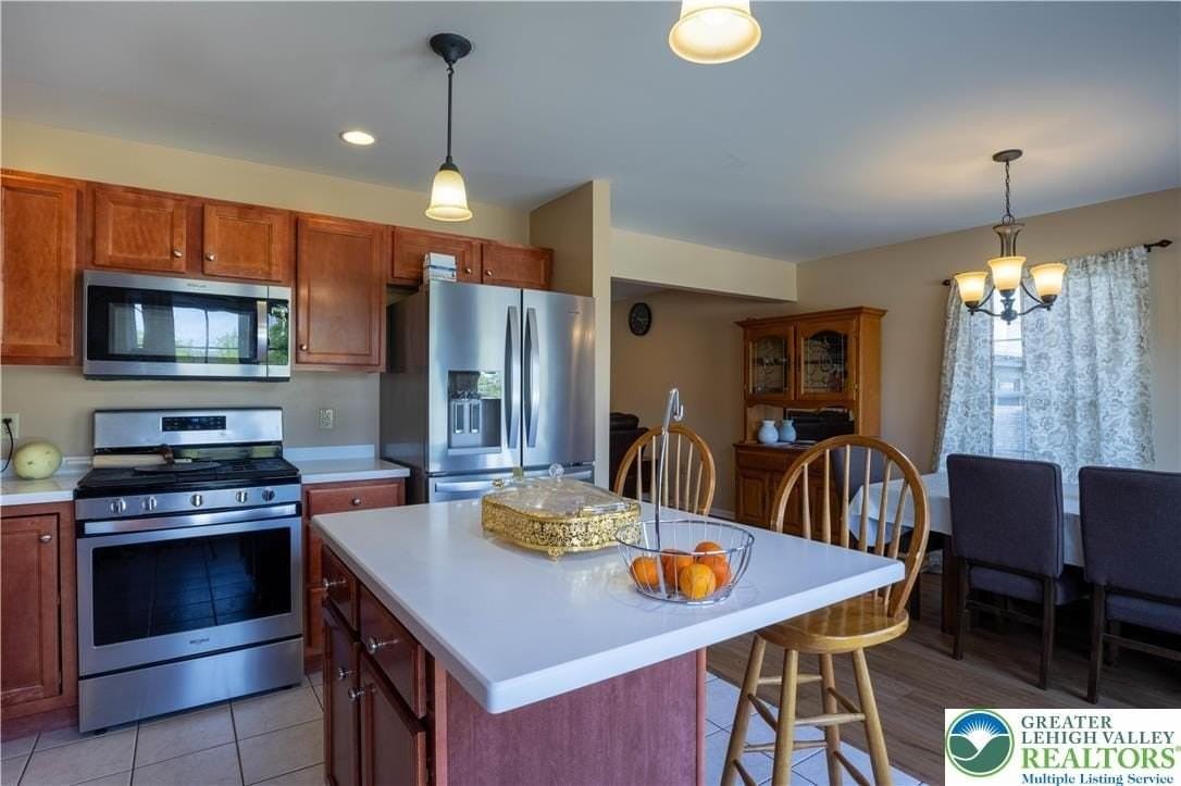 1603 Greystone Cir - Photo 6 of 29