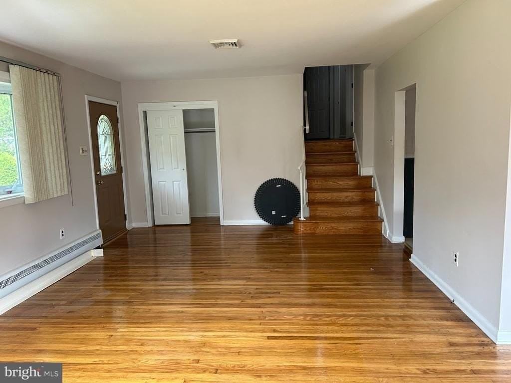 357 Leona Ave - Photo 5 of 30