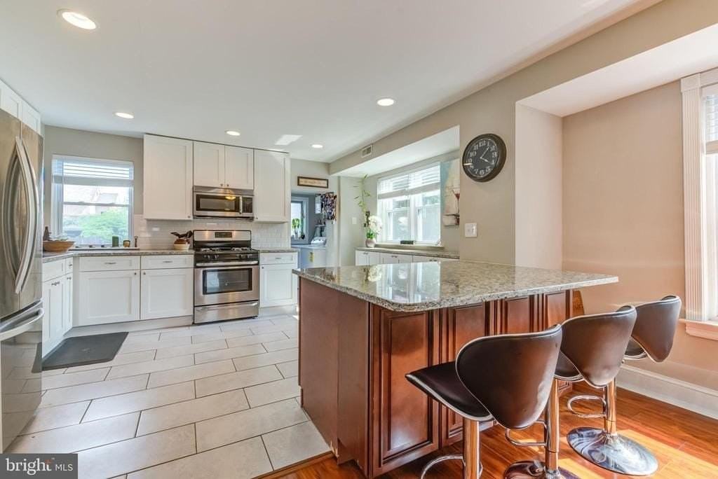 231 Edgemont Ave - Photo 5 of 20