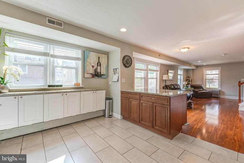 231 Edgemont Ave - Photo 6 of 20