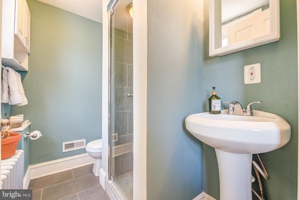231 Edgemont Ave - Photo 7 of 20