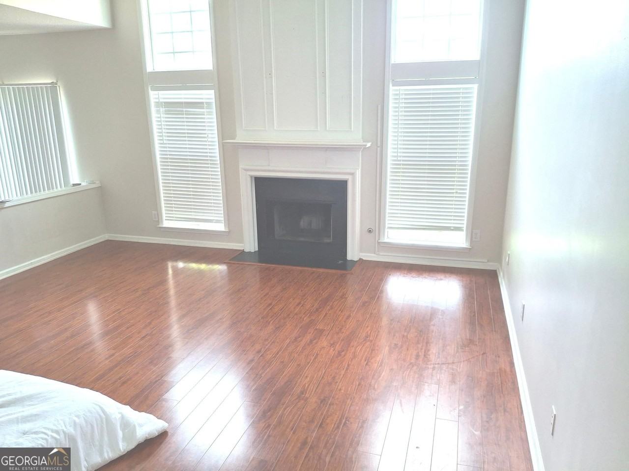 8955 Ruel Ln - Photo 3 of 13
