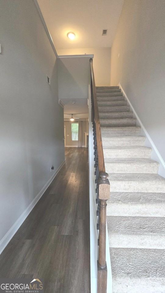 600 Sprayberry Dr - Photo 6 of 17