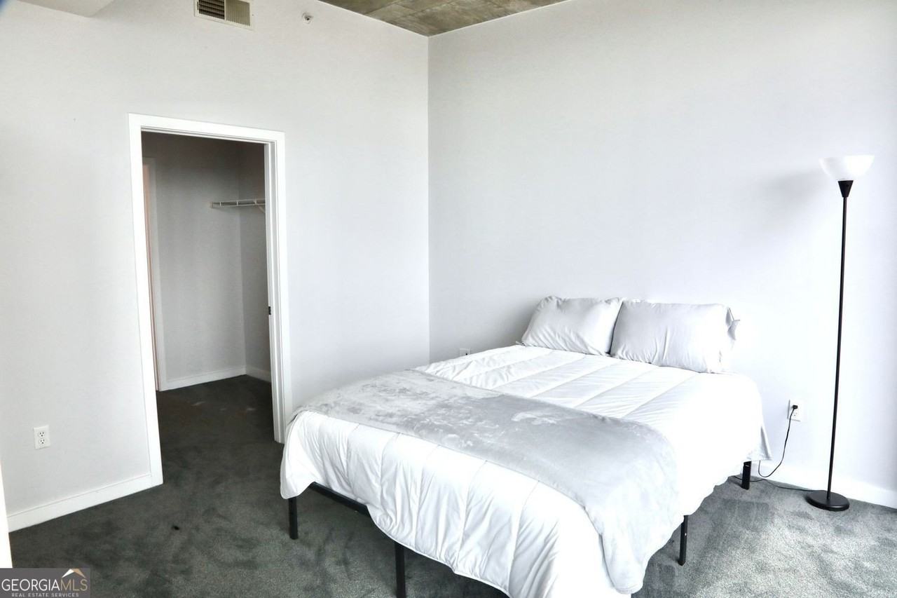 400 W Peachtree St Nw #1412 - Photo 6 of 15
