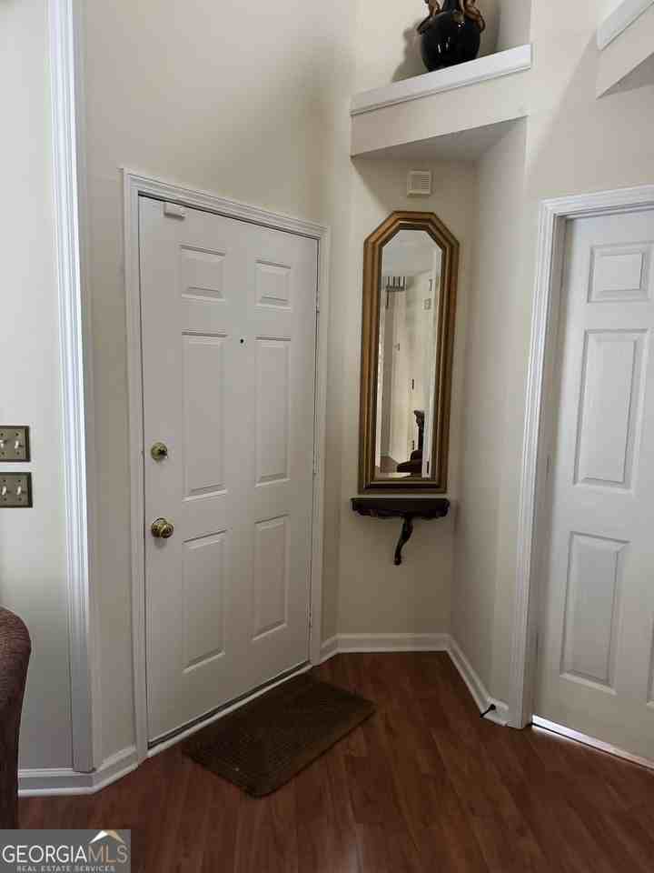 685 Crossbridge Aly - Photo 4 of 17
