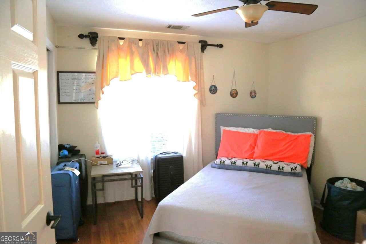 685 Crossbridge Aly - Photo 5 of 17