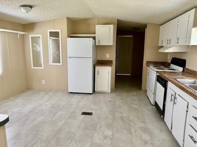 13221 Airport Blvd #1 - Photo 6 of 12