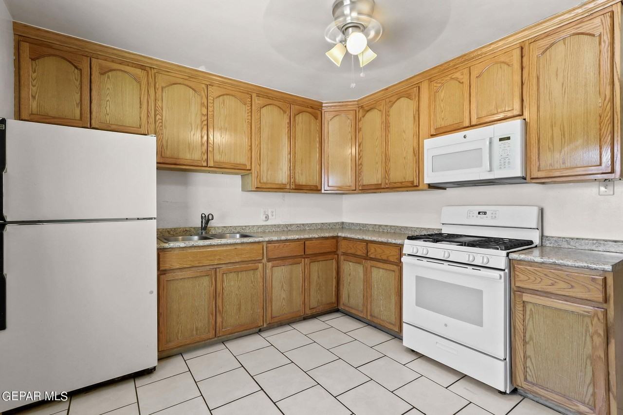7707 Parral Dr - Photo 5 of 21