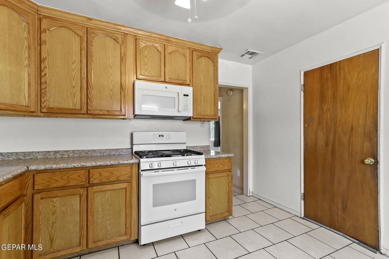 7707 Parral Dr - Photo 7 of 21