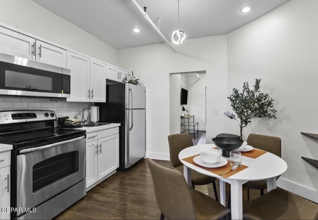518 W San Antonio Ave #11 - Photo 4 of 9