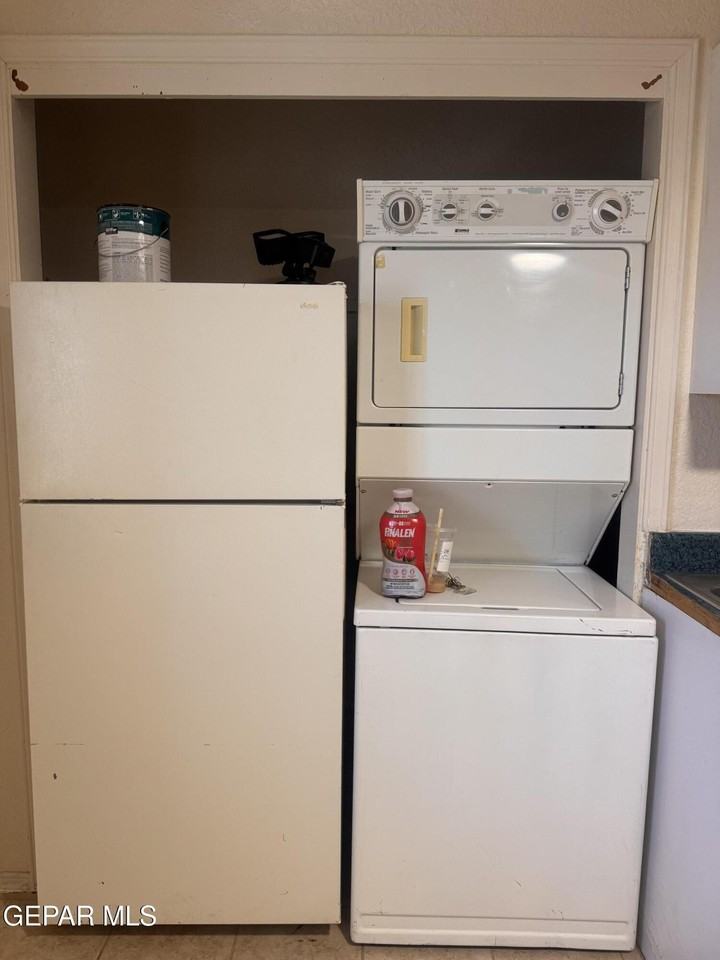 386 Mccune Rd #B - Photo 5 of 24