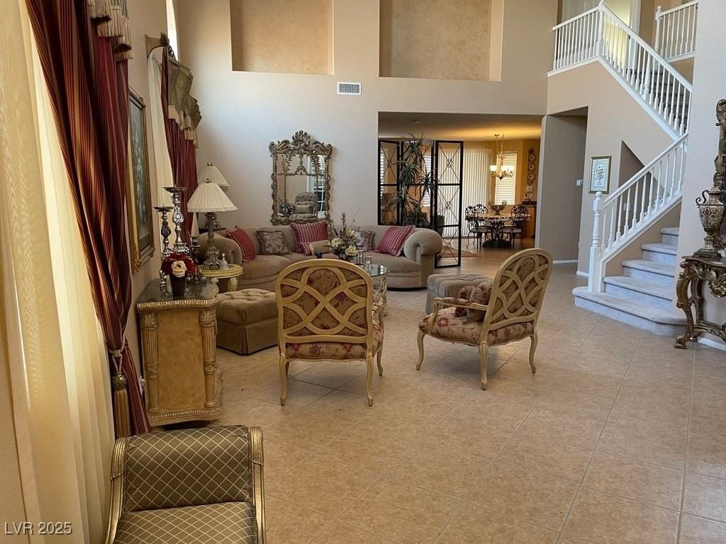 170 Arches Ct - Photo 5 of 45