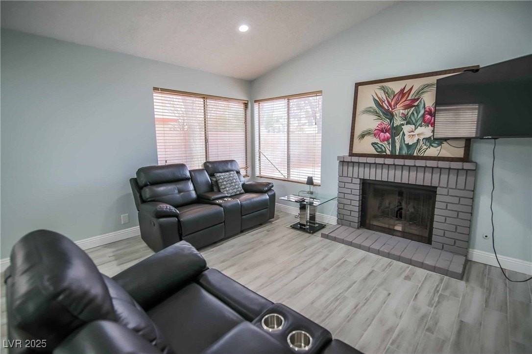 7399 Topeka Dr - Photo 5 of 29