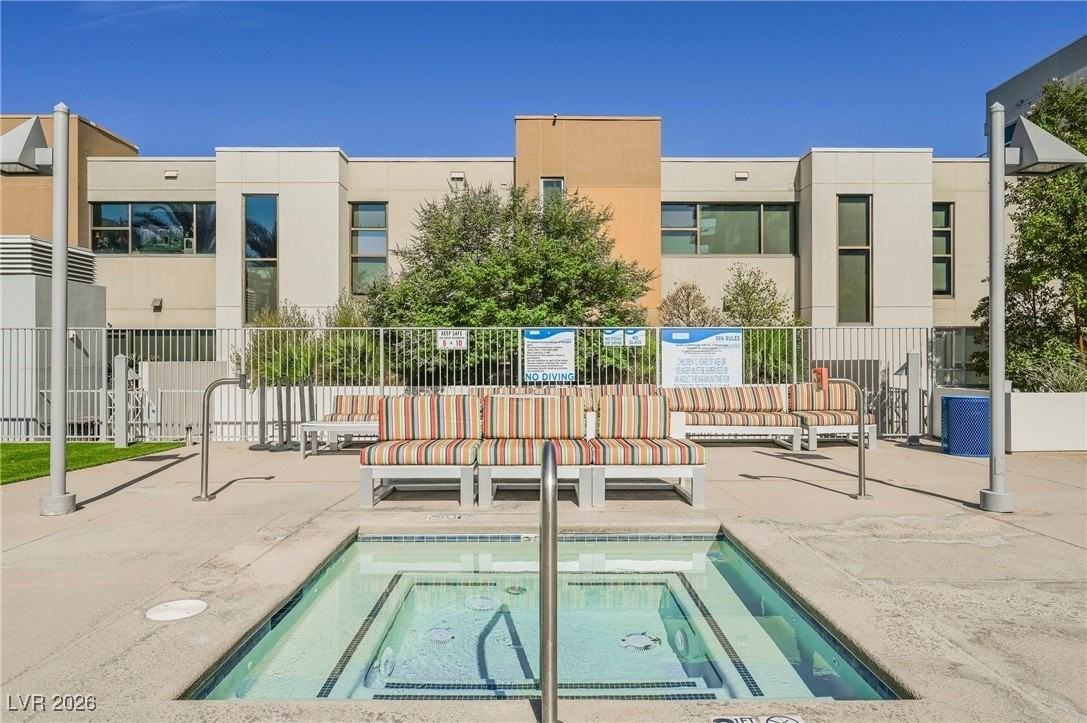 353 E Bonneville Ave #753