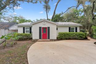 324 Pine St - Photo 1 of 1