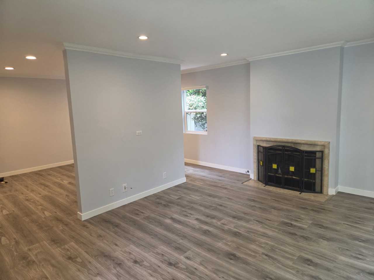 15019 Otsego St - Photo 6 of 32