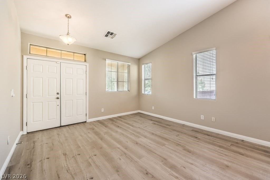 646 Ember Rock Ave - Photo 5 of 39
