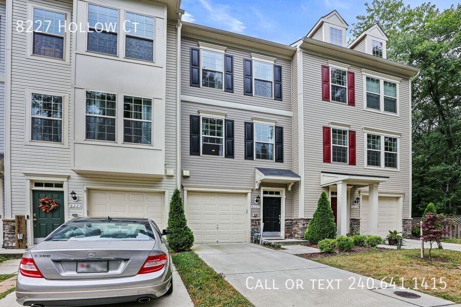 8227 Hollow Ct - Photo 2 of 36
