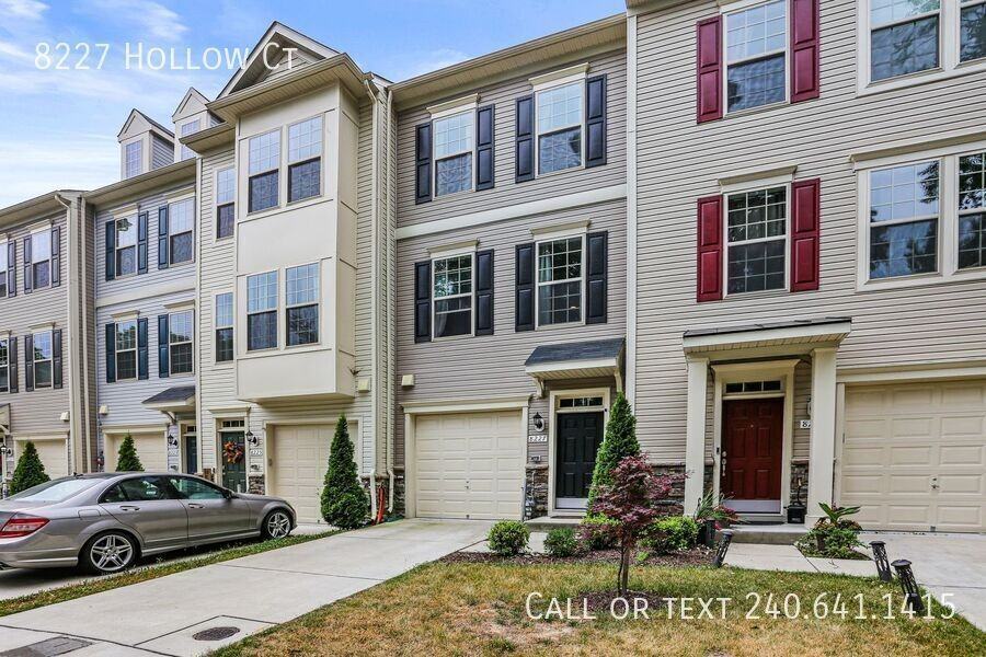 8227 Hollow Ct - Photo 3 of 36