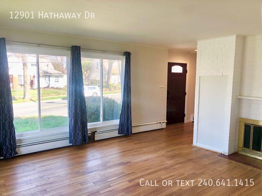 12901 Hathaway Dr - Photo 4 of 26