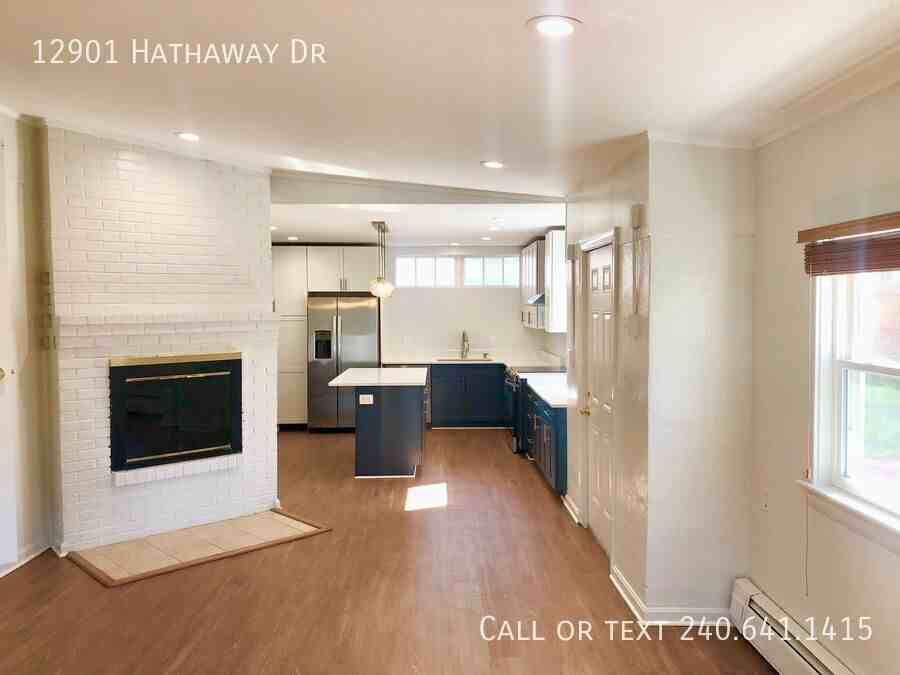 12901 Hathaway Dr - Photo 7 of 26