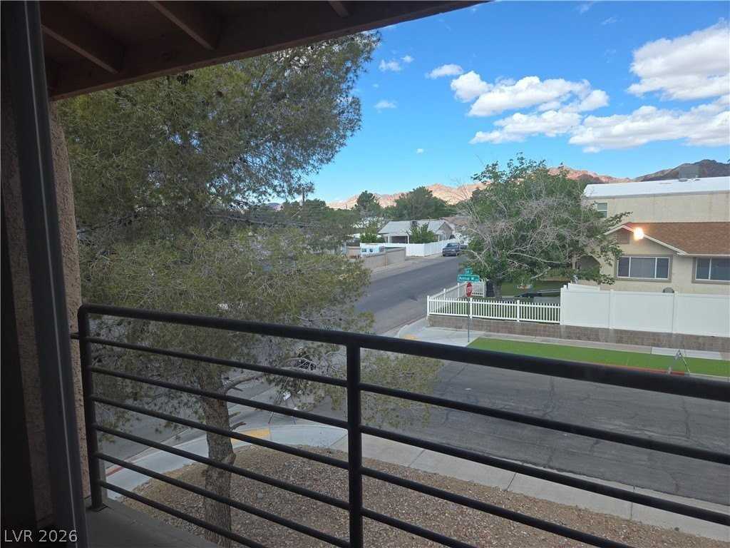 805 Utah St #110 - Photo 7 of 12