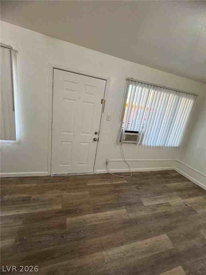 312 W Cleveland Ave #8 - Photo 2 of 11