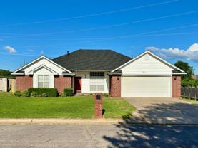 2713 S 87th Dr - Photo 1 of 1