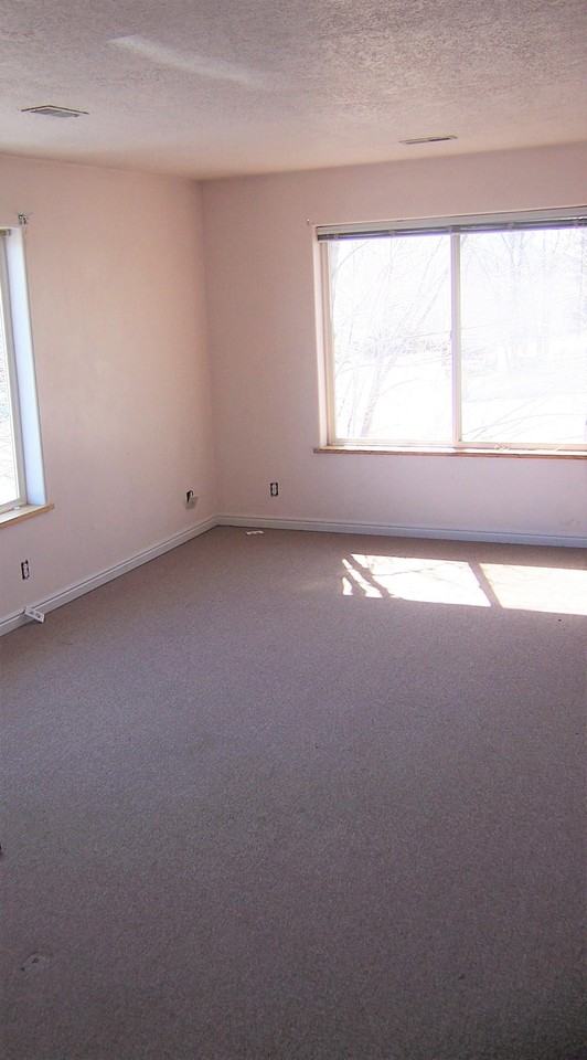 1808 S Von Elm St #A1 - Photo 4 of 5