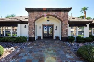 231 W Horizon Ridge Pkwy #1113 - Photo 1 of 1