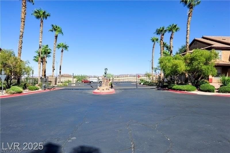 231 W Horizon Ridge Pkwy #1113 - Photo 3 of 22