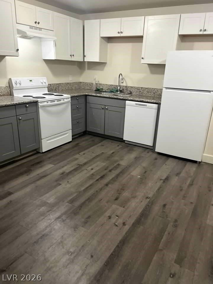 3412 Townhouse Dr - Photo 5 of 41