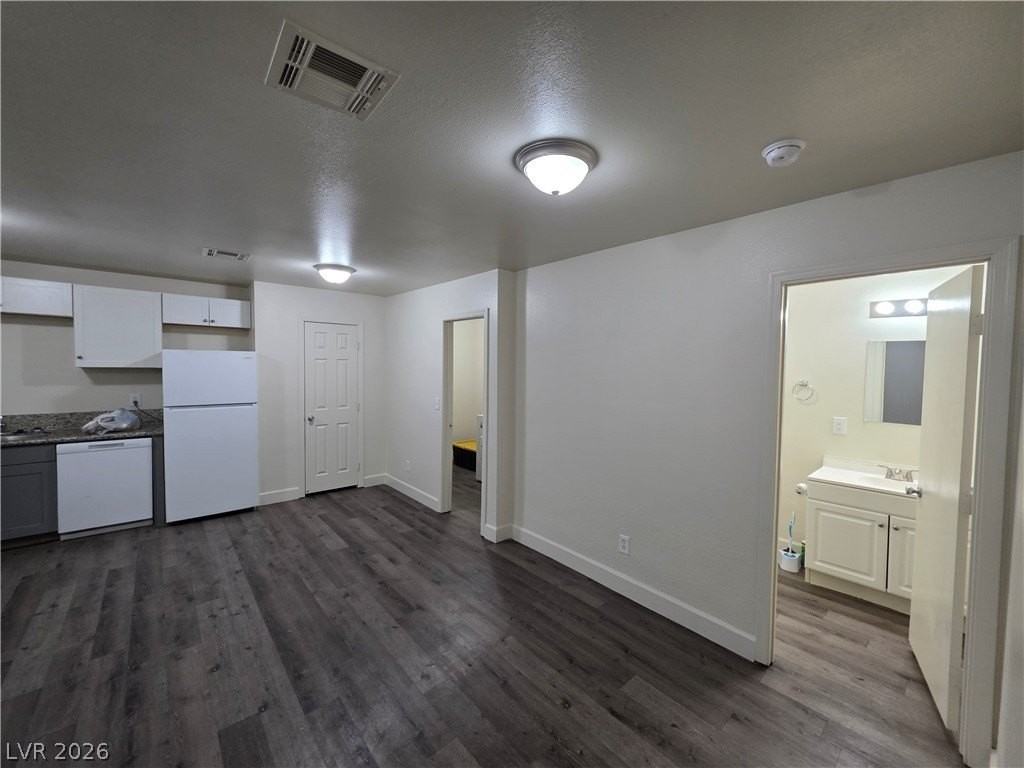 3412 Townhouse Dr - Photo 6 of 41