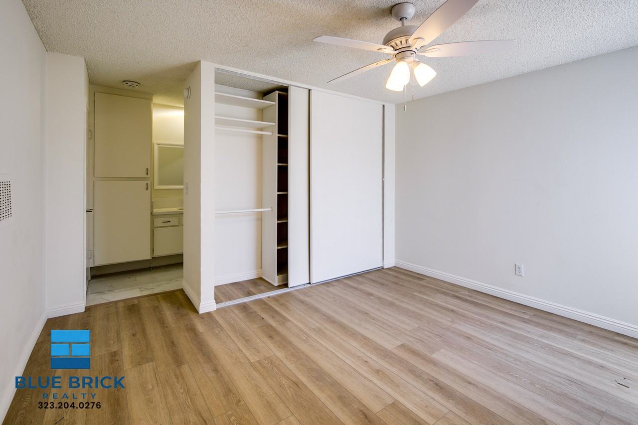 5452 Corteen Pl #18 - Photo 7 of 22