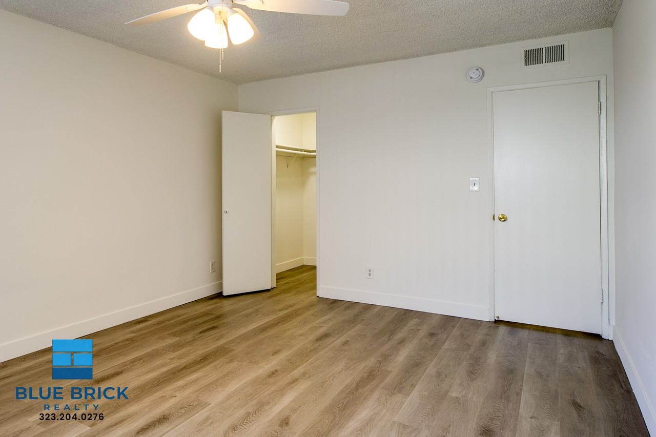 17834 Burbank Blvd #111 - Photo 7 of 24