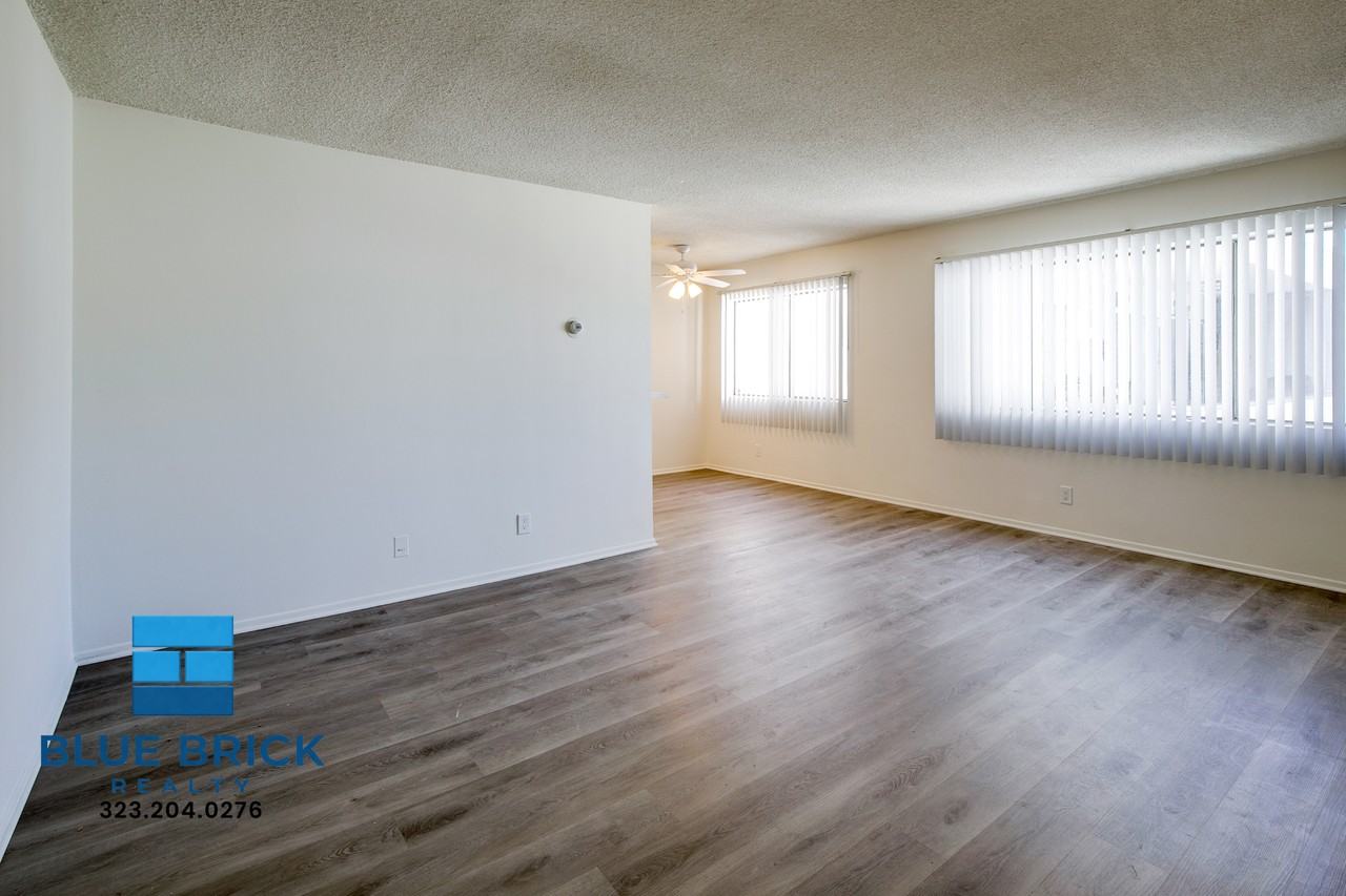 17834 Burbank Blvd #211 - Photo 5 of 19