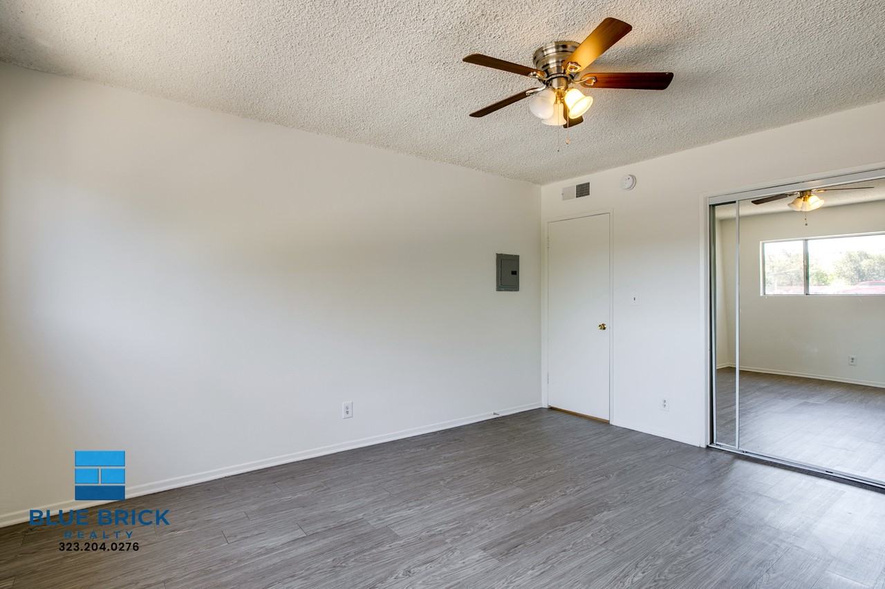 17834 Burbank Blvd #220 - Photo 7 of 18