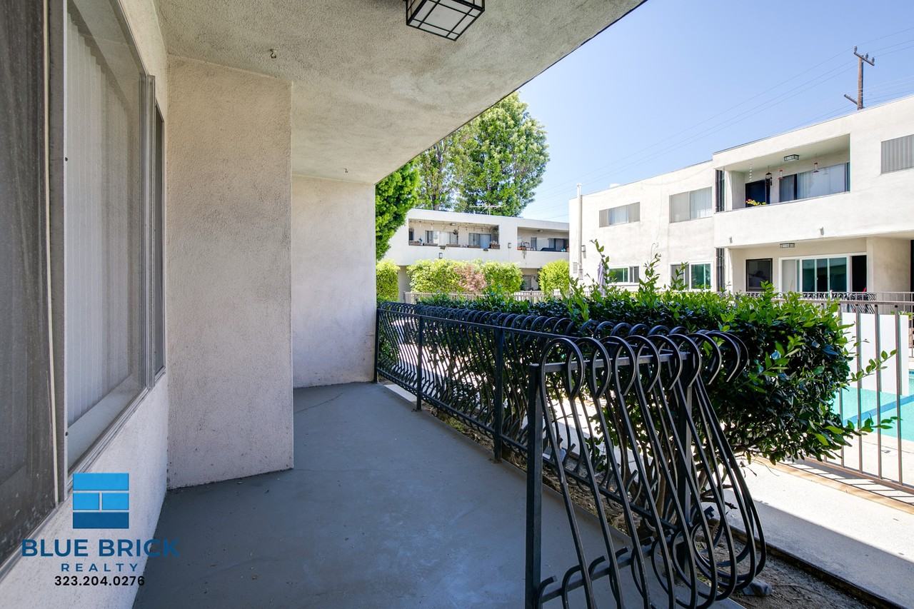 17834 Burbank Blvd #101 - Photo 3 of 25