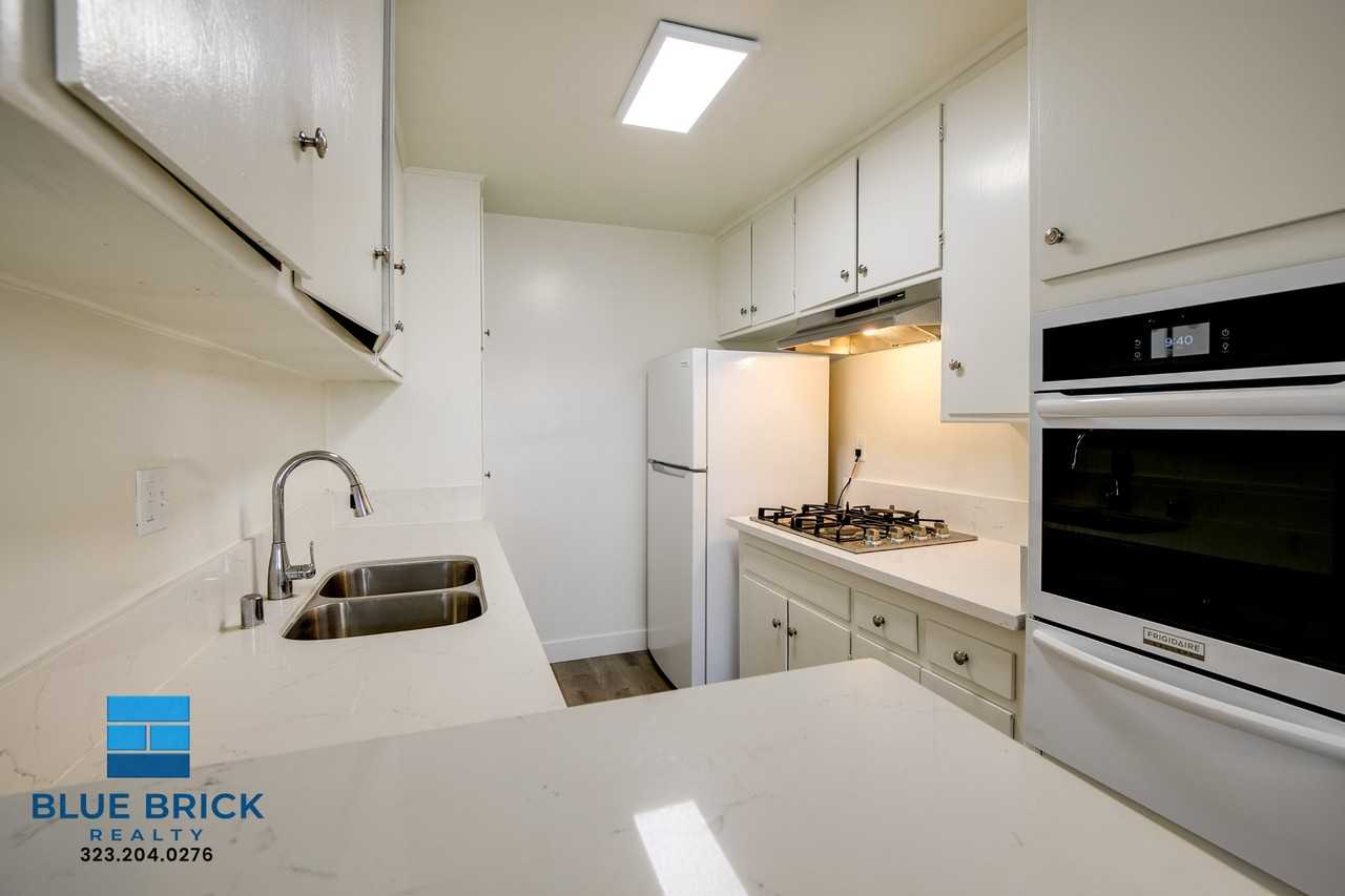 17834 Burbank Blvd #222 - Photo 2 of 18
