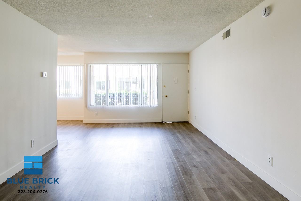 17834 Burbank Blvd #222 - Photo 5 of 18