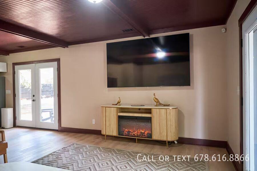 3130 Bold Springs Rd #B - Photo 2 of 19