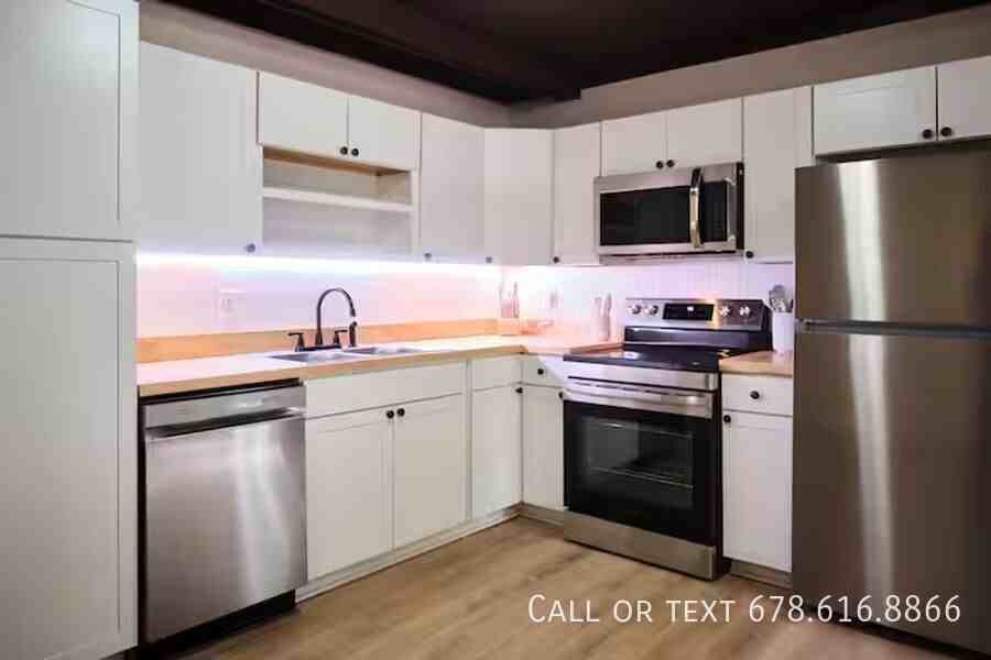 3130 Bold Springs Rd #B - Photo 7 of 19